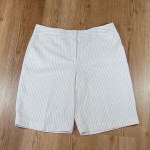 🔹️Apt 9 White Pinstripe Ava Cuffed Dressy Shorts Size 14